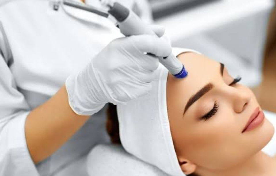 What Services Does An Aesthetic Clinic Offer?